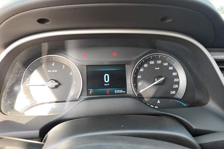 Used Buick GT 2021 Revised Version 1.3T Automatic Mild Hybrid Advanced Edition Instrument Cluster