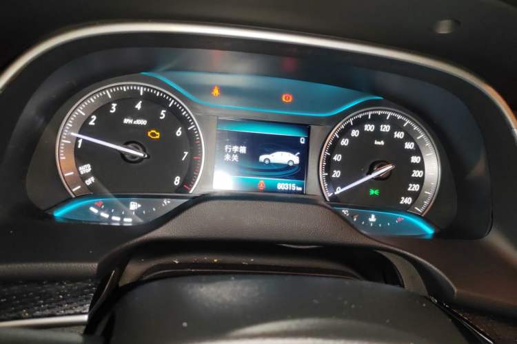 Used Buick GT 2021 Revised Version 1.3T Automatic Mild Hybrid Elite Edition Instrument Cluster