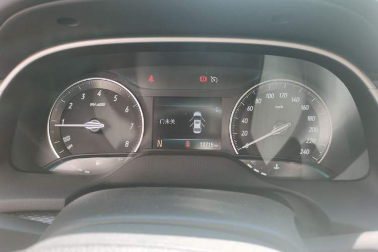 Used Buick GT 2021 Revised Version 1.3T Automatic Mild Hybrid Elite Edition Instrument Cluster