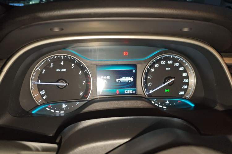 Used Buick GT 2021 Revised Version 1.3T Automatic Mild Hybrid Elite Edition Instrument Cluster