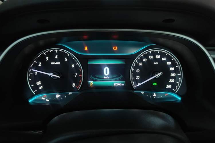 Used Buick GT 2021 Revised Version 1.3T Automatic Mild Hybrid Elite Edition Instrument Cluster