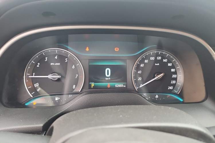 Used Buick GT 2021 Revised Version 1.3T Automatic Mild Hybrid Elite Edition Instrument Cluster