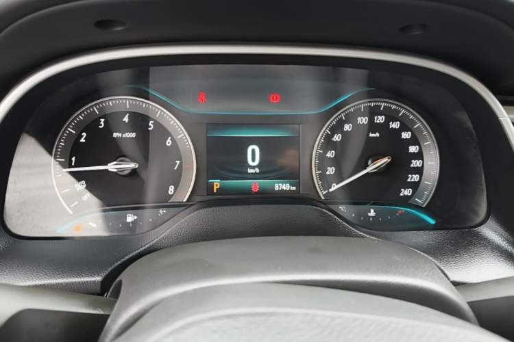 Used Buick GT 2021 Revised Version Flagship 1.5L Automatic Entry-Level Trim Instrument Cluster