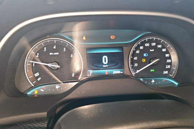 Used Buick GT 2021 Revised Version Flagship 1.5L Automatic Entry-Level Trim Instrument Cluster