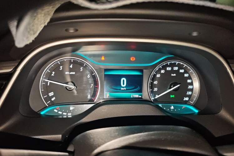 Used Buick GT 2021 Revised Version Flagship 1.5L Automatic Elite Edition Instrument Cluster
