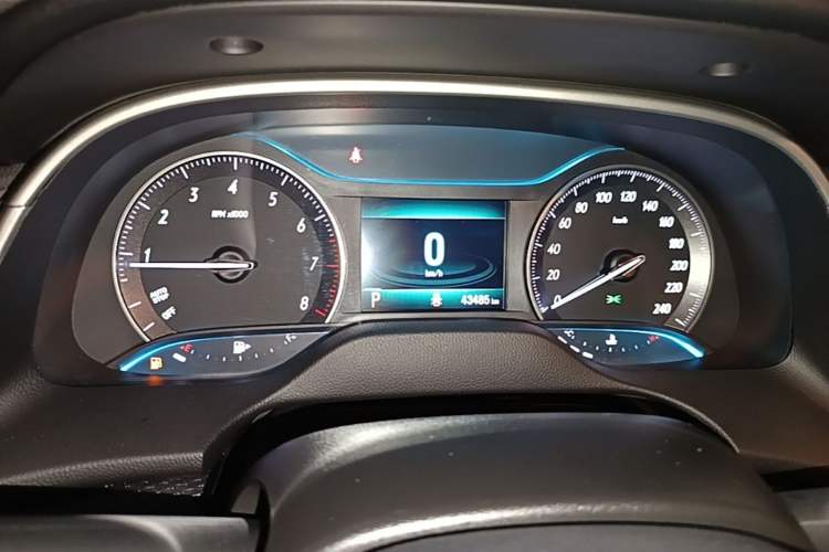 Used Buick GT 2021 Revised Version 1.3T Automatic Mild Hybrid Elite Edition Instrument Cluster