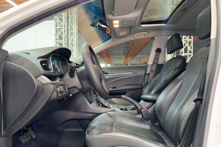 Used Buick GT 2021 1.3T Automatic Mild Hybrid Elite Version Interior 2