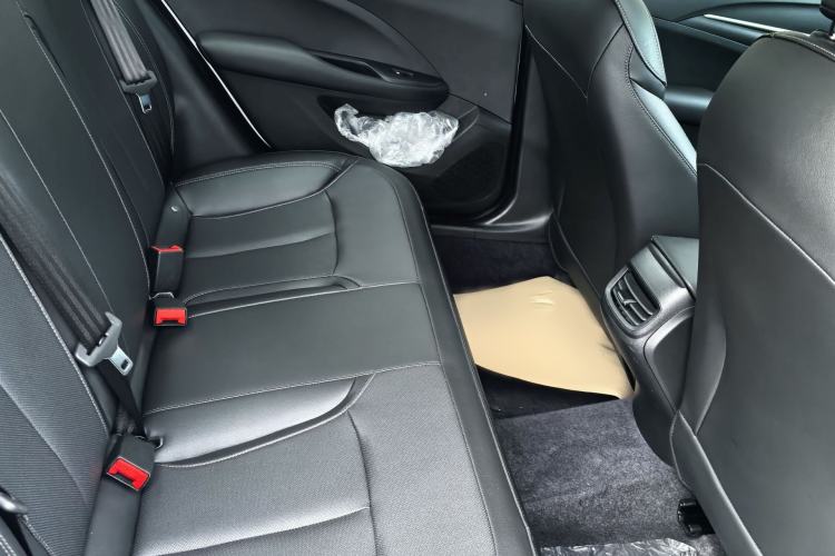 Used Buick GT 2021 1.3T Automatic Mild Hybrid Elite Version Interior 2