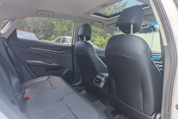 Used Buick GT 2021 Revised Version 1.3T Automatic Mild Hybrid Elite Edition Interior 2