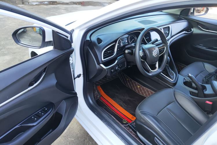 Used Buick GT 2021 Revised Version 1.3T Automatic Mild Hybrid Elite Edition Interior 3
