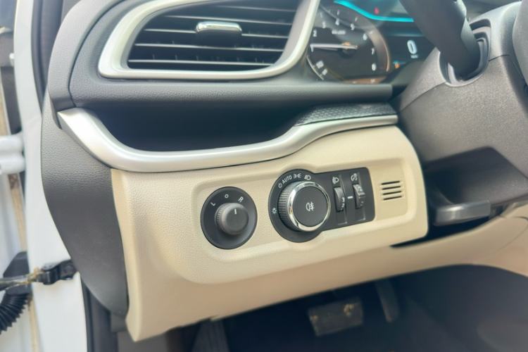 Used Buick GT 2021 Exemplar 1.5L Automatic Elite Version Interior 3