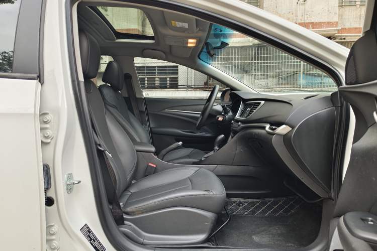 Used Buick GT 2021 Revised Version Flagship 1.5L Automatic Elite Edition Interior 4