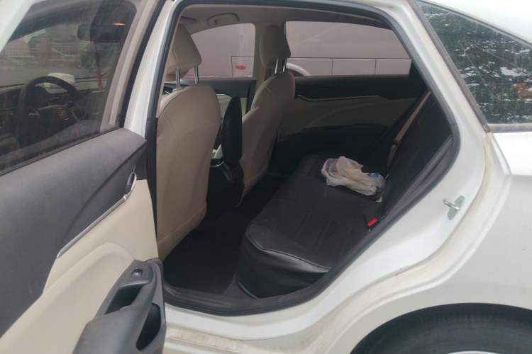 Used Buick GT 2021 Exemplar 1.5L Automatic Entry-Level Trim Interior 4