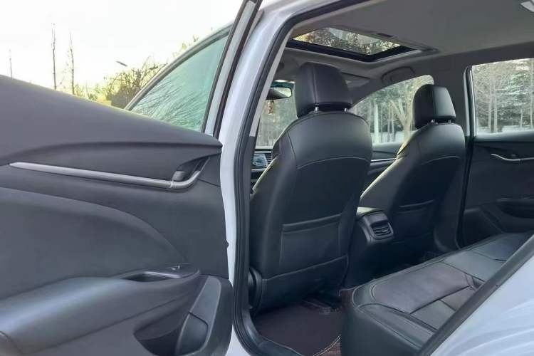Used Buick GT 2021 Revised Version 1.3T Automatic Mild Hybrid Elite Edition Interior 4