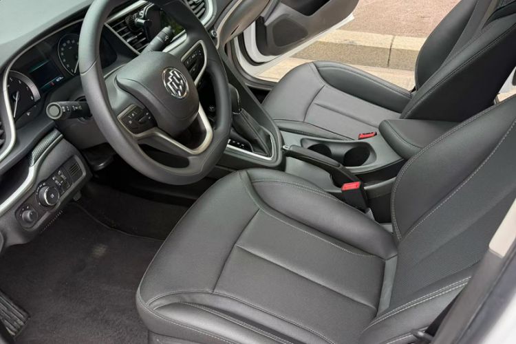 Used Buick GT 2021 Revised Version Flagship 1.5L Automatic Entry-Level Trim Interior 4