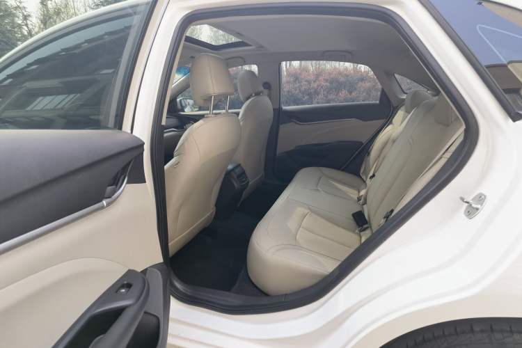 Used Buick GT 2021 Exemplar 1.5L Automatic Elite Version Interior 4