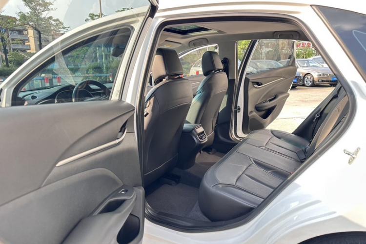Used Buick GT 2021 Revised Version 1.3T Automatic Mild Hybrid Elite Edition Interior 5