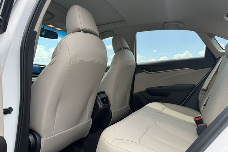 Used Buick GT 2021 Exemplar 1.5L Automatic Elite Version Interior 5