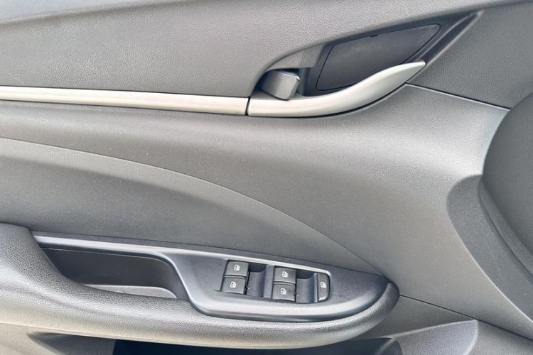 Used Buick GT 2021 Revised Version 1.3T Automatic Mild Hybrid Elite Edition Interior 8