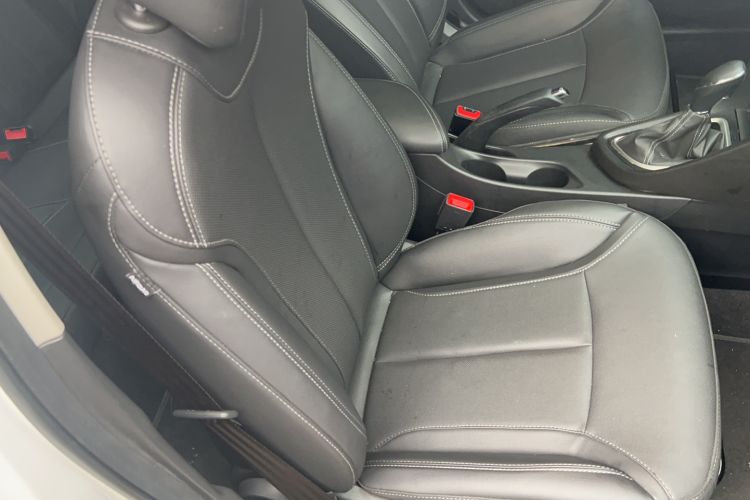 Used Buick GT 2021 Revised Version Flagship 1.5L Automatic Entry-Level Trim Interior 9