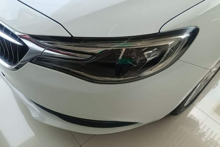 Used Buick GT 2021 Revised Version Flagship 1.5L Automatic Elite Edition Left Front Headlight