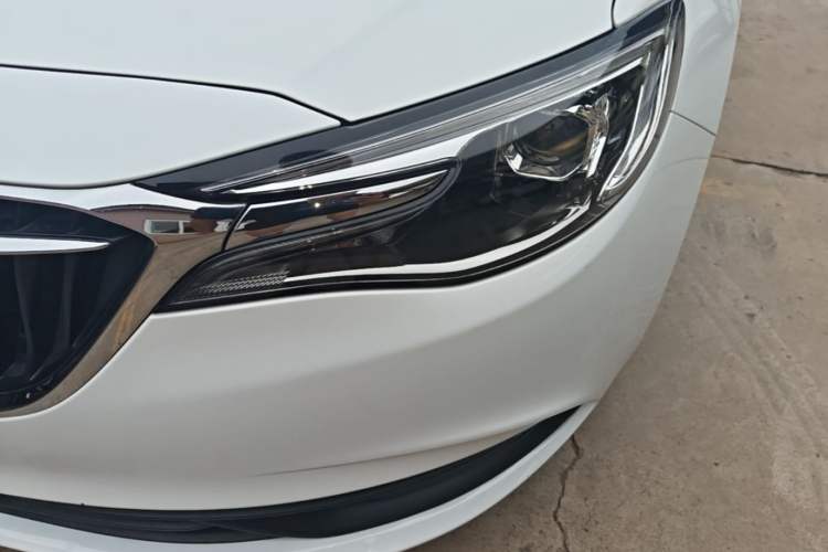 Used Buick GT 2021 Revised Version Flagship 1.5L Automatic Entry-Level Trim Left Front Headlight