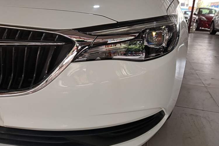 Used Buick GT 2021 Revised Version Flagship 1.5L Automatic Elite Edition Left Front Headlight