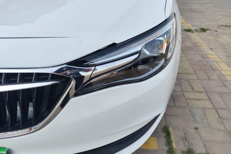 Used Buick GT 2021 Revised Version 1.3T Automatic Mild Hybrid Elite Edition Left Front Headlight