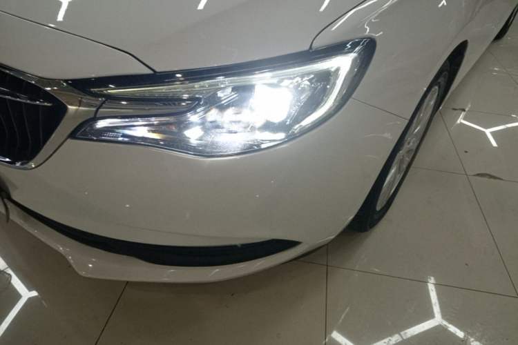 Used Buick GT 2021 Revised Version Flagship 1.5L Automatic Entry-Level Trim Left Front Headlight