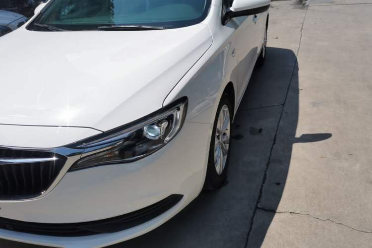 Used Buick GT 2021 Revised Version Flagship 1.5L Automatic Elite Edition Left Front Headlight
