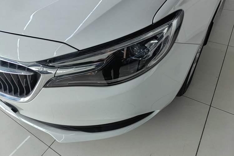 Used Buick GT 2021 Revised Version Flagship 1.5L Automatic Elite Edition Left Front Headlight