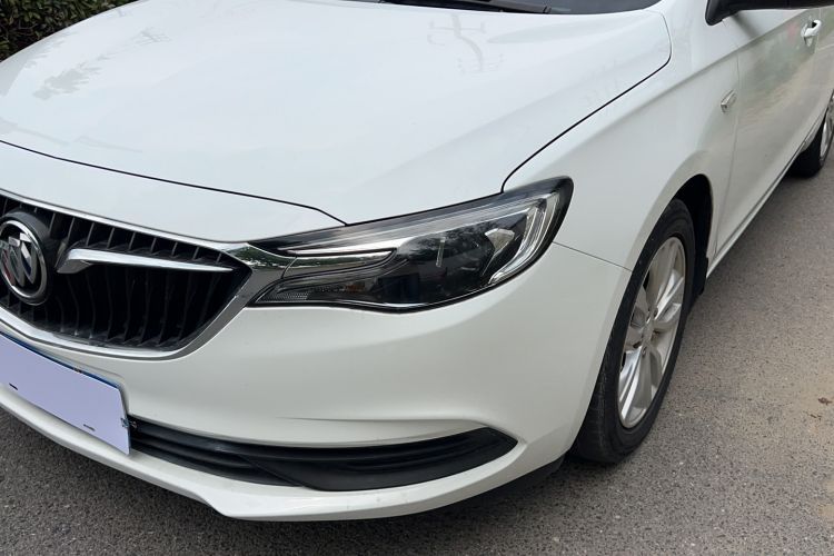 Used Buick GT 2021 Revised Version Flagship 1.5L Automatic Elite Edition Left Front Headlight