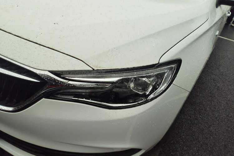 Used Buick GT 2021 Revised Version Flagship 1.5L Automatic Elite Edition Left Front Headlight