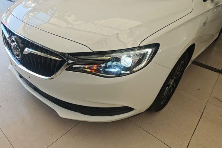 Used Buick GT 2021 Revised Version Flagship 1.5L Automatic Elite Edition Left Front Headlight