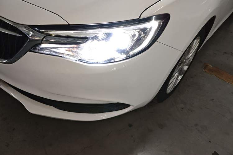 Used Buick GT 2021 Revised Version Flagship 1.5L Automatic Elite Edition Left Front Headlight