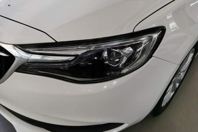 Used Buick GT 2021 Revised Version Flagship 1.5L Automatic Elite Edition Left Front Headlight