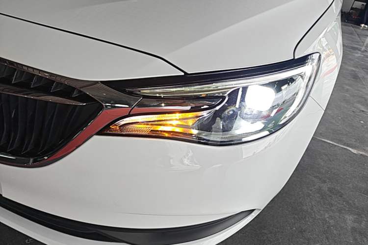 Used Buick GT 2021 Revised Version Flagship 1.5L Automatic Elite Edition Left Front Headlight