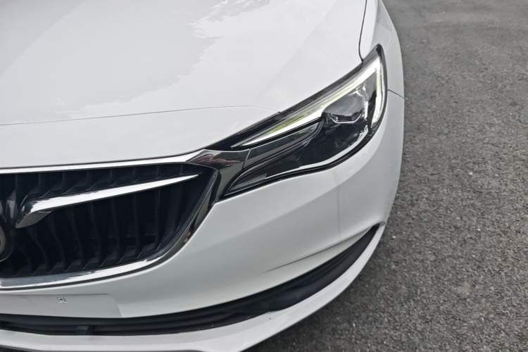 Used Buick GT 2021 Revised Version 1.3T Automatic Mild Hybrid Advanced Edition Left Front Headlight