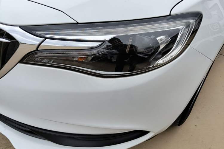 Used Buick GT 2021 Revised Version Flagship 1.5L Automatic Elite Edition Left Front Headlight