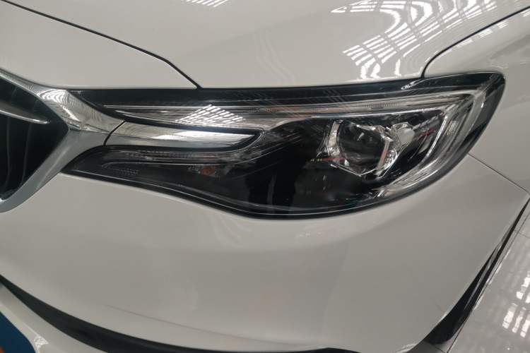 Used Buick GT 2021 Revised Version Flagship 1.5L Automatic Entry-Level Trim Left Front Headlight