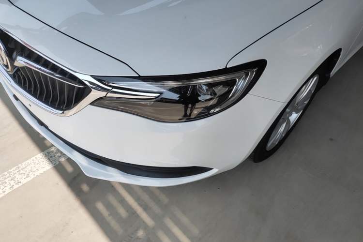 Used Buick GT 2021 Revised Version Flagship 1.5L Automatic Elite Edition Left Front Headlight