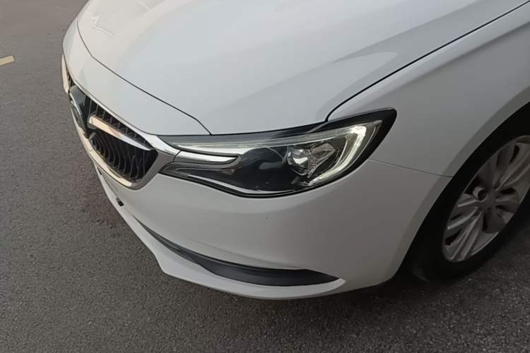 Used Buick GT 2021 Revised Version Flagship 1.5L Automatic Elite Edition Left Front Headlight