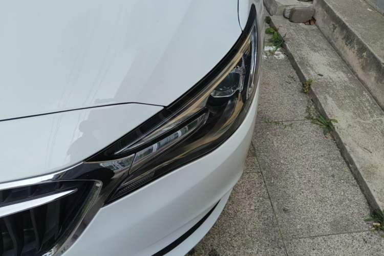 Used Buick GT 2021 Revised Version Flagship 1.5L Automatic Elite Edition Left Front Headlight