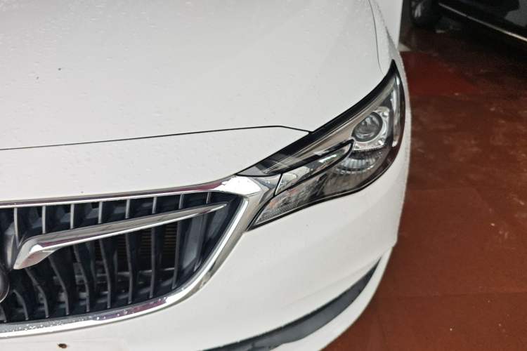 Used Buick GT 2021 Revised Version Flagship 1.5L Automatic Entry-Level Trim Left Front Headlight