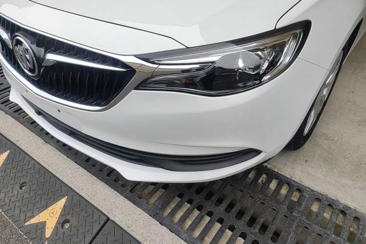 Used Buick GT 2021 Revised Version Flagship 1.5L Automatic Entry-Level Trim Left Front Headlight