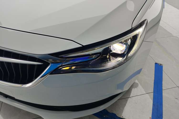 Used Buick GT 2021 Revised Version Flagship 1.5L Automatic Elite Edition Left Front Headlight