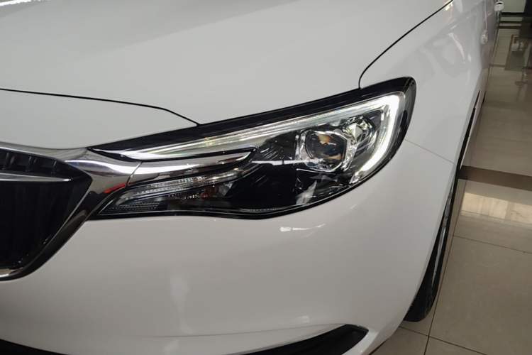 Used Buick GT 2021 Revised Version Flagship 1.5L Automatic Elite Edition Left Front Headlight