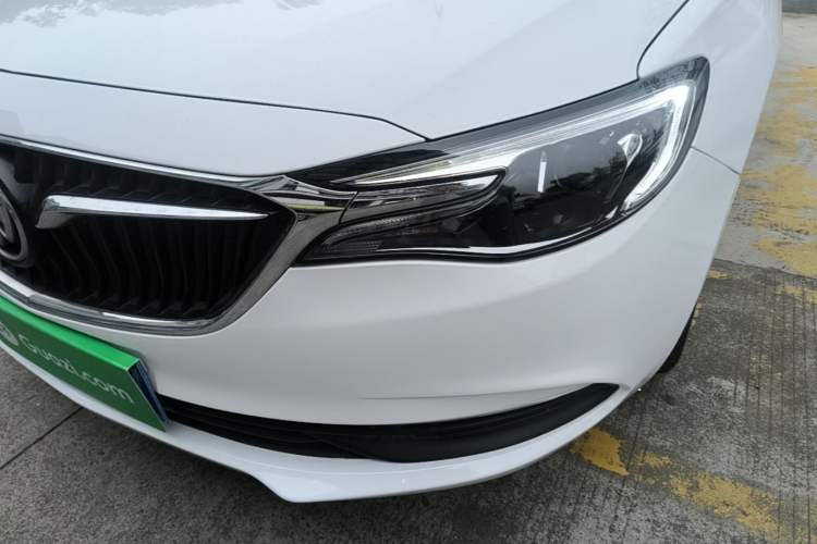 Used Buick GT 2021 Revised Version 1.3T Automatic Mild Hybrid Elite Edition Left Front Headlight