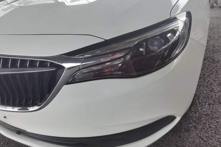 Used Buick GT 2021 Revised Version Flagship 1.5L Automatic Elite Edition Left Front Headlight