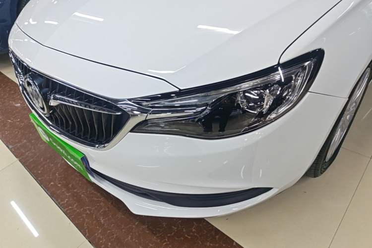 Used Buick GT 2021 Revised Version Flagship 1.5L Automatic Entry-Level Trim Left Front Headlight